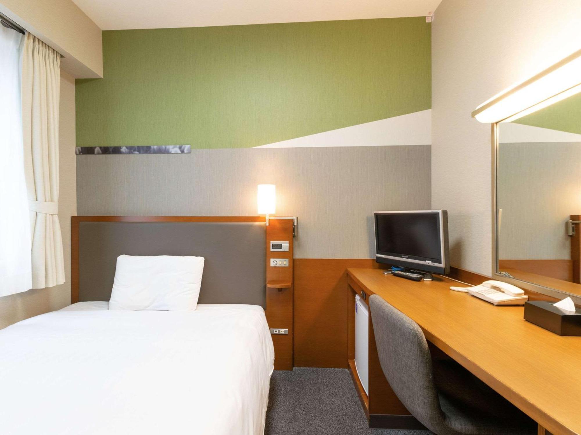 Comfort Hotel Тояма Экстерьер фото